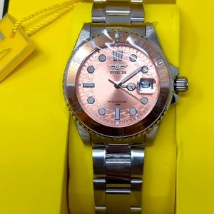 Invicta Women's Pro Diver 43546 Quartz Watch (IG-102)